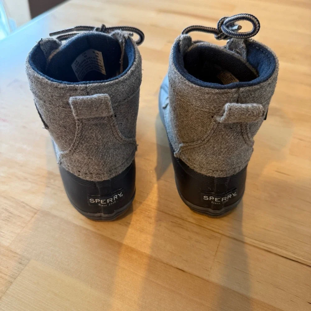 Sperry Kids Port Duck Boots Navy Blue Grey Wool Lace Up STL263608 Size 11M